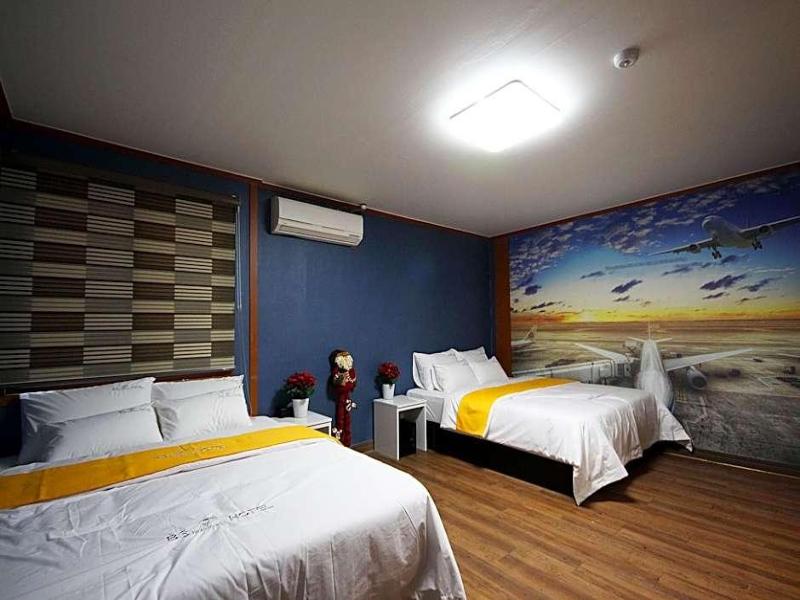 Business Hotel Busan Station image