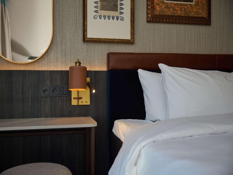 Haven Hotel Rotterdam, Curio Collection by Hilton image