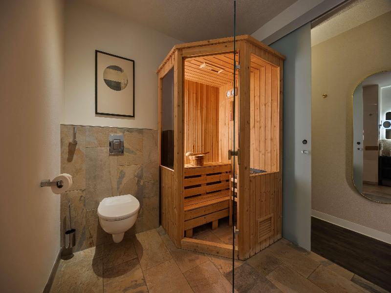 Haven Hotel Rotterdam, Curio Collection by Hilton image