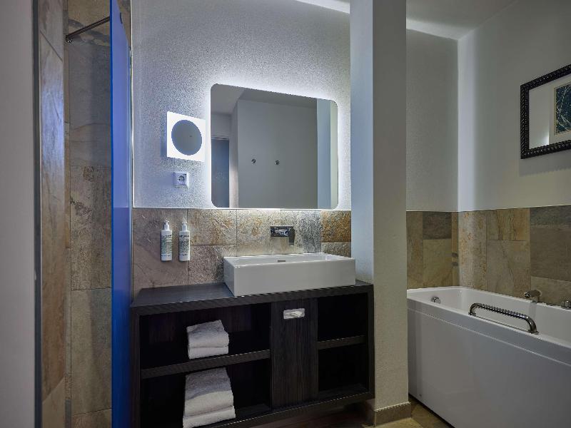 Haven Hotel Rotterdam, Curio Collection by Hilton image
