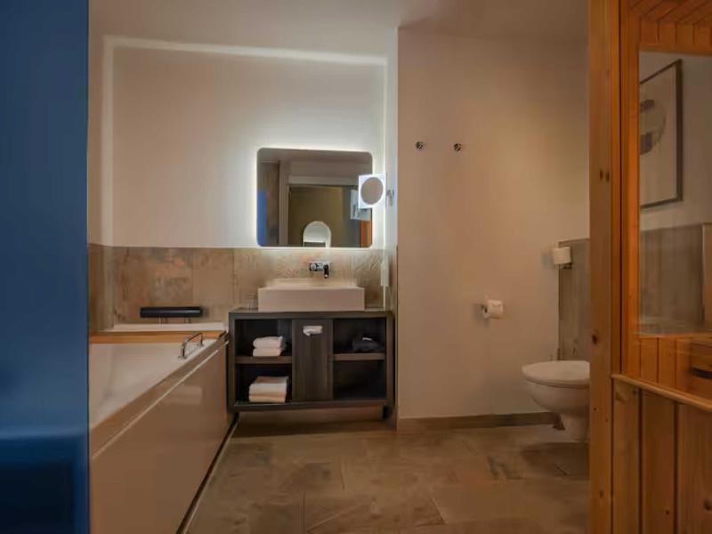 Haven Hotel Rotterdam, Curio Collection by Hilton image