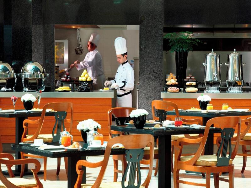 Marriott Hotel Rome Park image