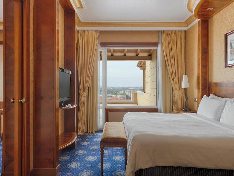 Marriott Hotel Rome Park image