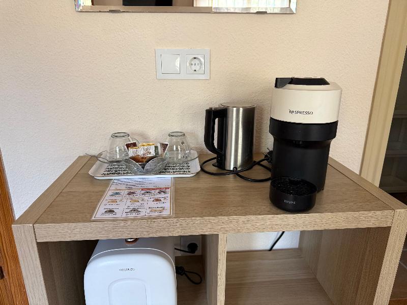 Moscatel Hostal image