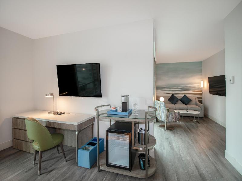 Coast Coal Harbour Hotel by APA image