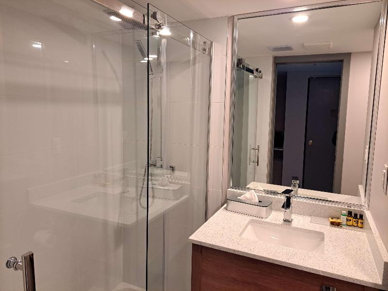 Best Western Plus Vancouver Airport Hotel image