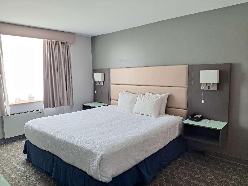 Best Western Plus Vancouver Airport Hotel image