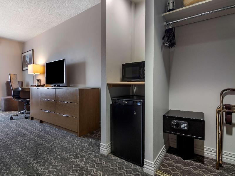 Best Western Plus Vancouver Airport Hotel image