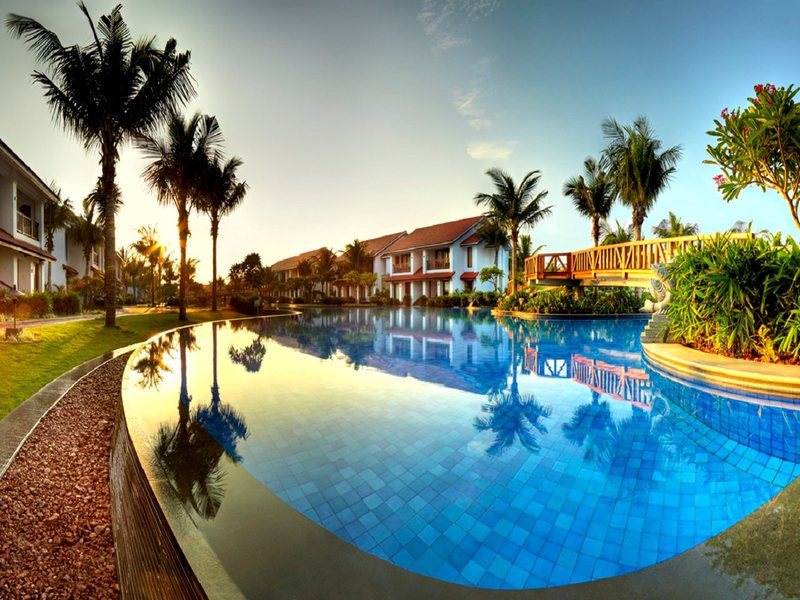 Radisson Blu Temple Bay Resort at Mahabalipuram