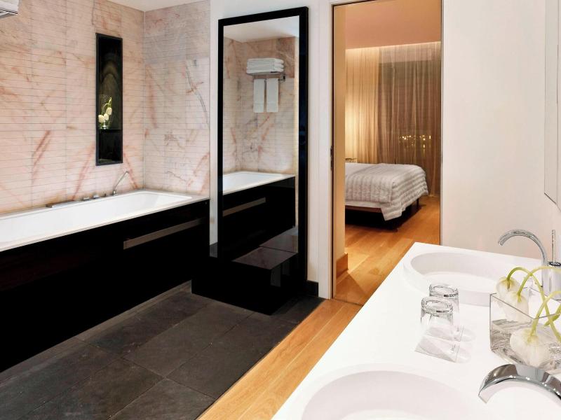 Le Meridien Oran Hotel & Convention Centre image