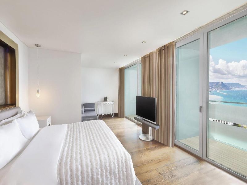 Le Meridien Oran Hotel & Convention Centre image
