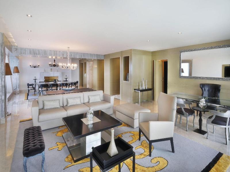 Le Meridien Oran Hotel & Convention Centre image