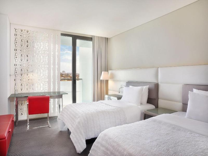 Le Meridien Oran Hotel & Convention Centre image