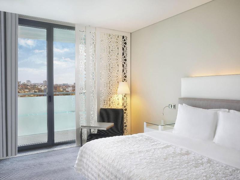 Le Meridien Oran Hotel & Convention Centre image