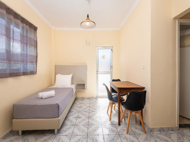 Gelli Apartments image