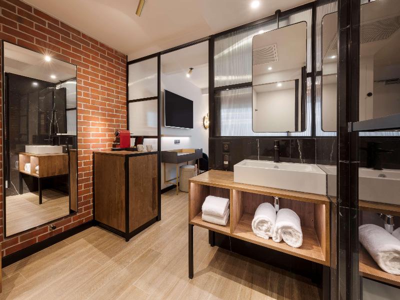 Golden Tulip Paris CDG Villepinte image