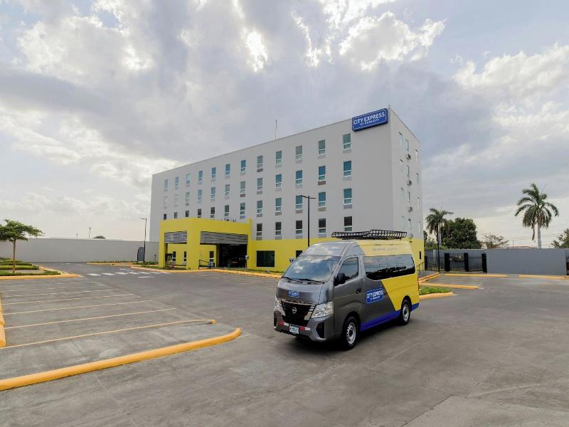 City Express by Marriott Managua image