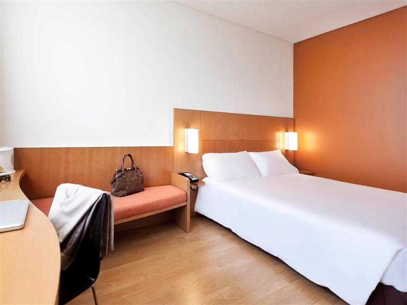 Ibis Abu Dhabi Gate — photo 43