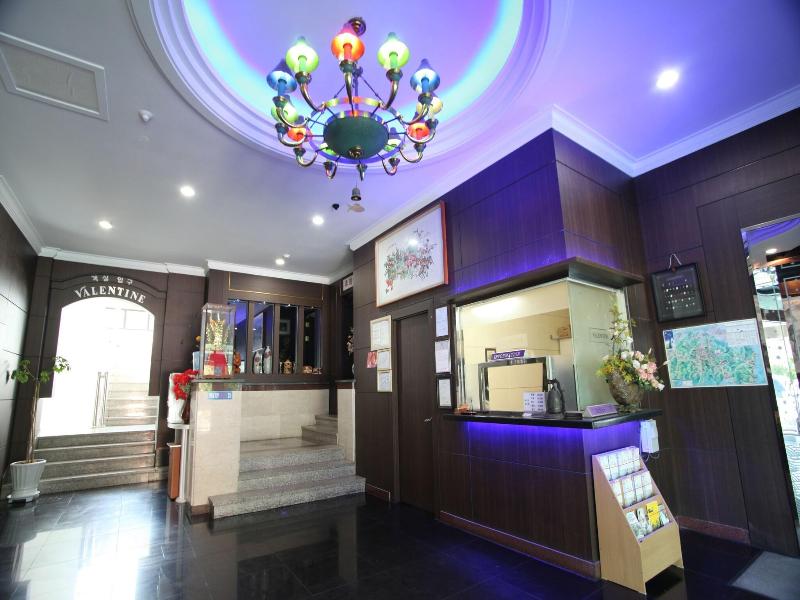 Valentine Hotel image