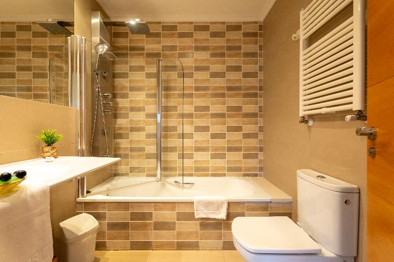 Apartamentos Albatros image