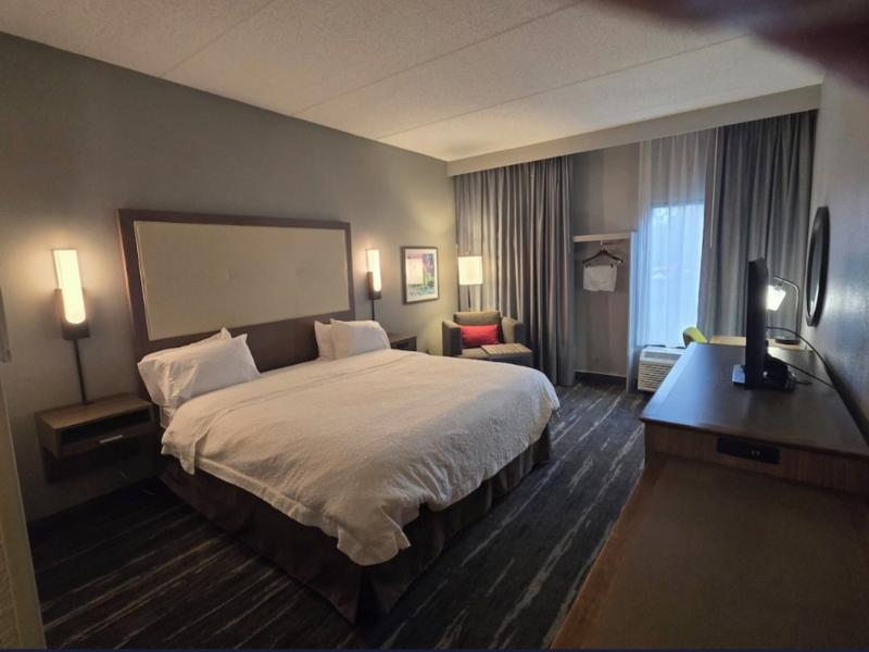 Hampton Inn Commerce image