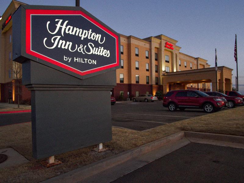 Hampton Inn and Suites Elk City