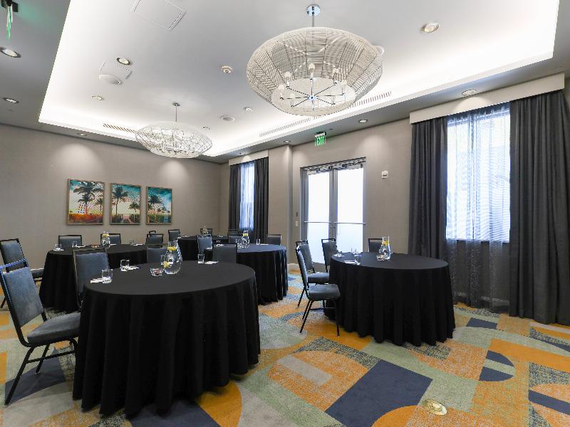 Hampton Inn & Suites Miami/Brickell-Downtown image