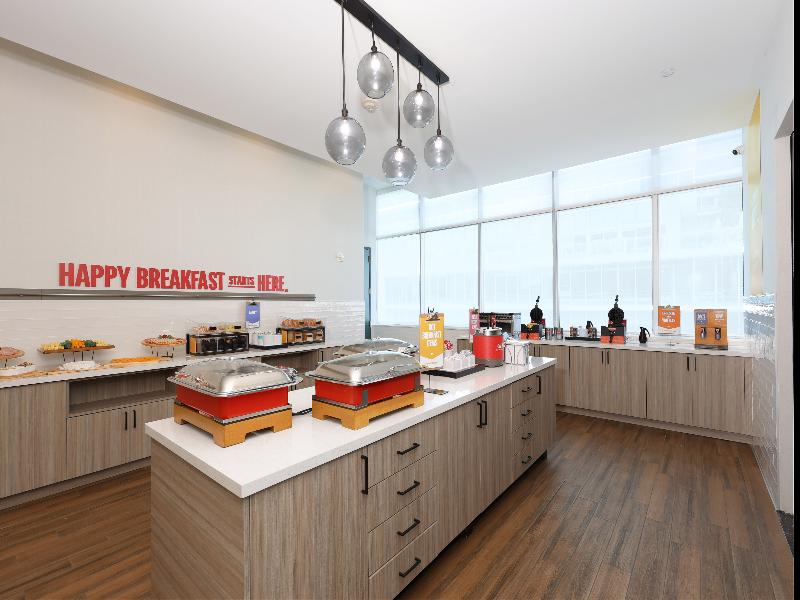 Hampton Inn & Suites Miami/Brickell-Downtown image