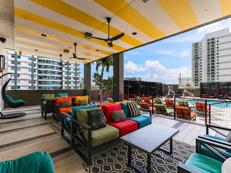 Hampton Inn & Suites Miami/Brickell-Downtown image