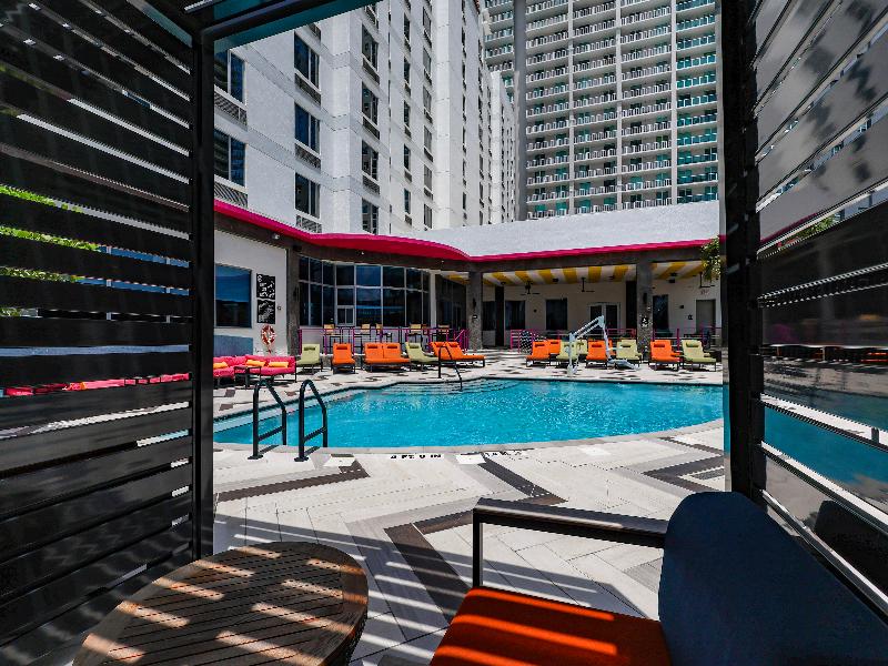 Hampton Inn & Suites Miami/Brickell-Downtown image