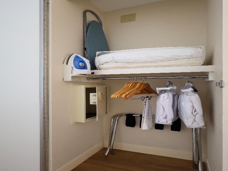 Hampton Inn & Suites Miami/Brickell-Downtown image