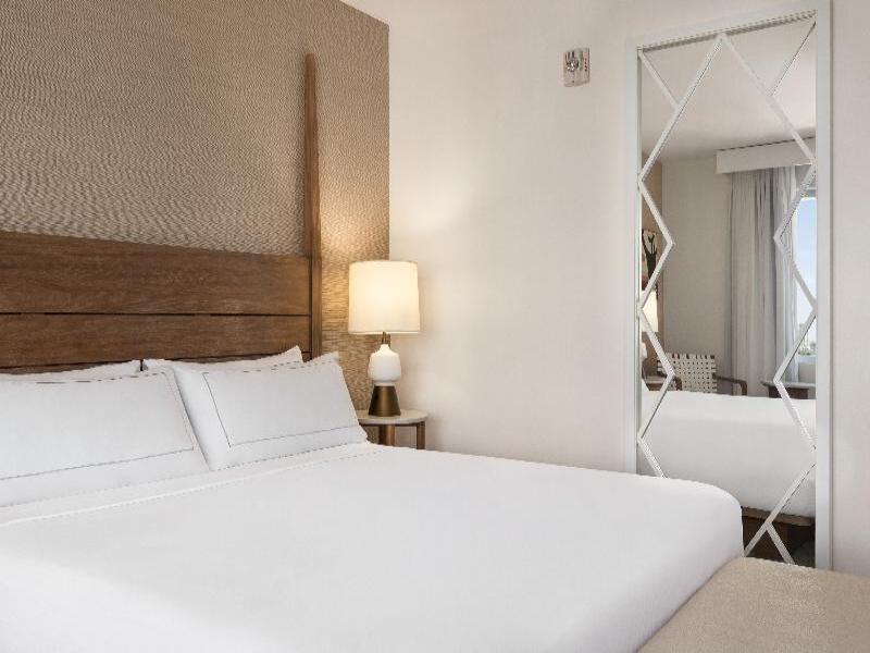 Hilton Cabana Miami Beach Resort image