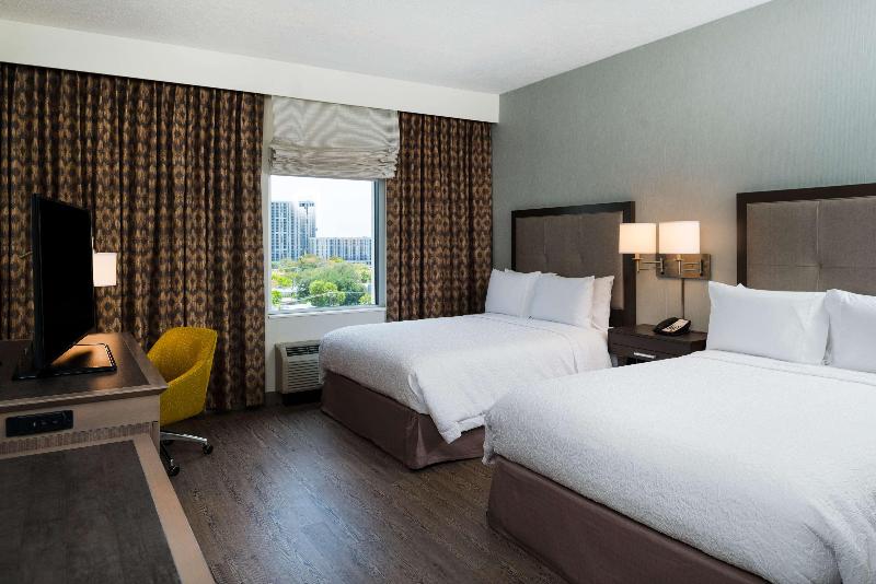 Hampton Inn & Suites Miami Wynwood Design District image