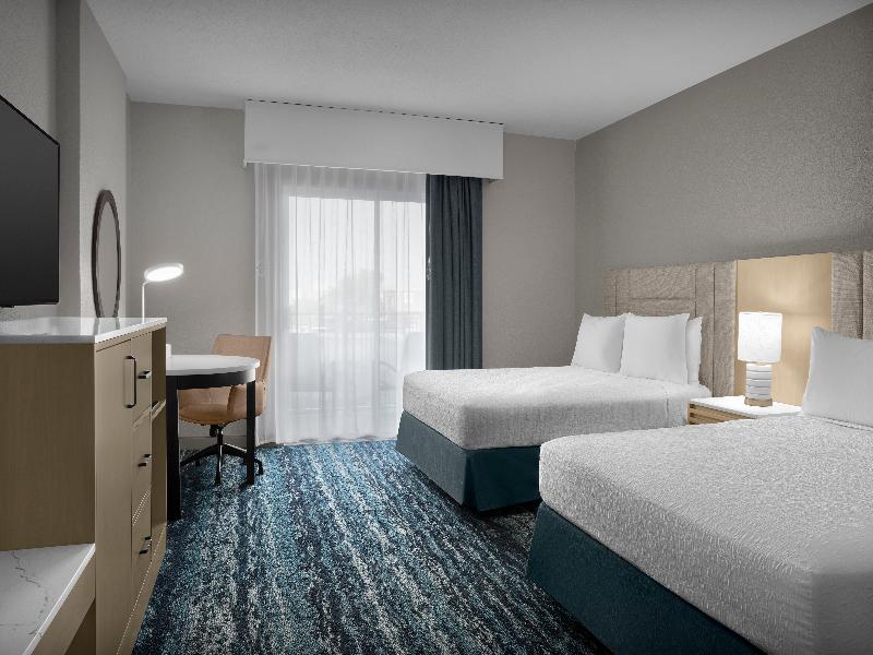 Hampton Inn & Suites Ocean City/Bayfront-Conventio image
