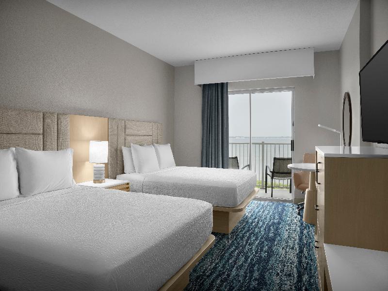 Hampton Inn & Suites Ocean City/Bayfront-Conventio image