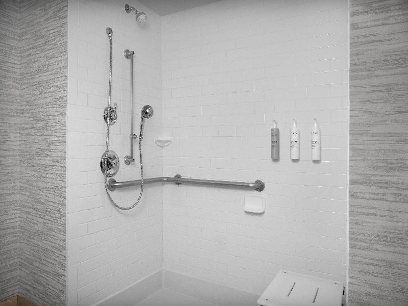 Hampton Inn & Suites Ocean City/Bayfront-Conventio image