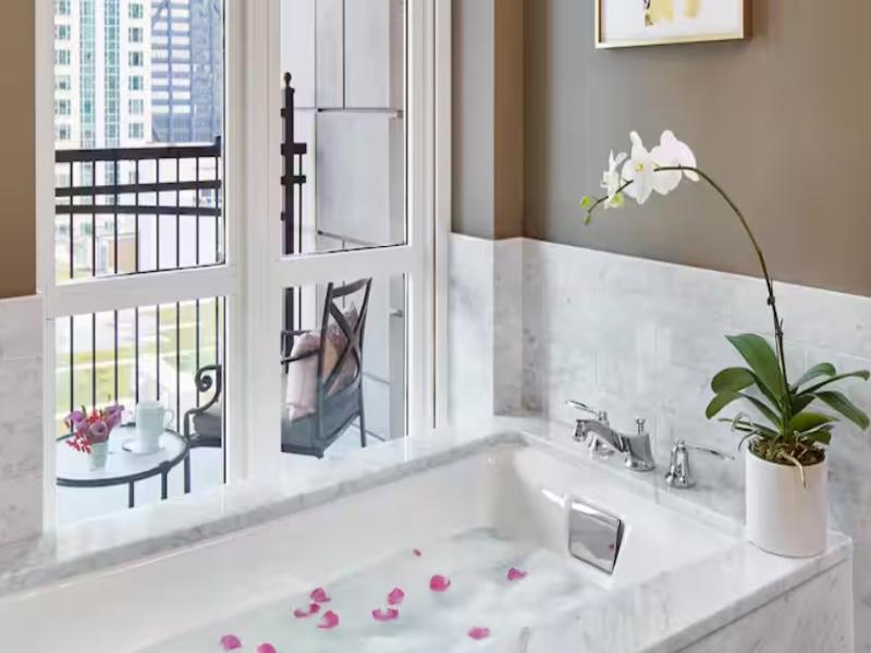Waldorf Astoria Chicago image