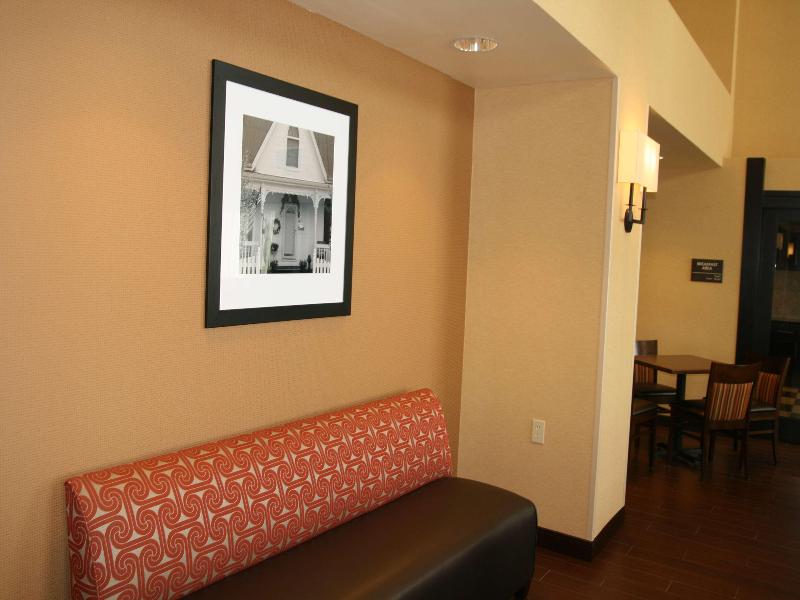 Hampton Inn and Suites Oxford/Anniston image