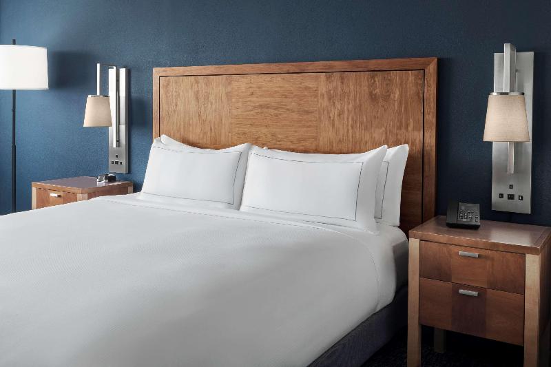 the Alloy King of Prussia - a DoubleTree by Hilton image