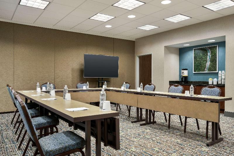 Hampton Inn & Suites Tacoma/Puyallup image