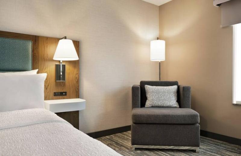 Hampton Inn & Suites Tacoma/Puyallup image