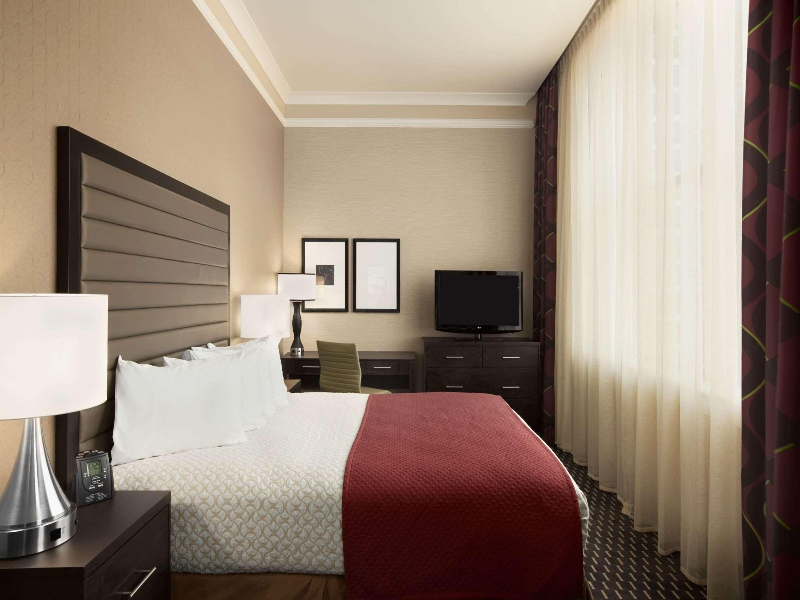 Embassy Suites by Hilton St. Louis Downtown image
