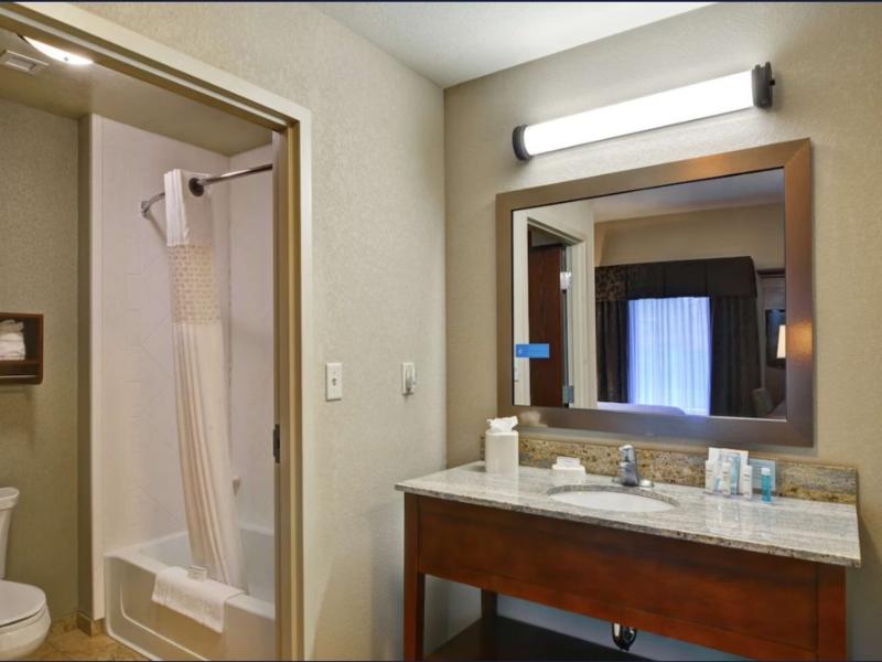 Hampton Inn and Suites New Hartford/Utica image