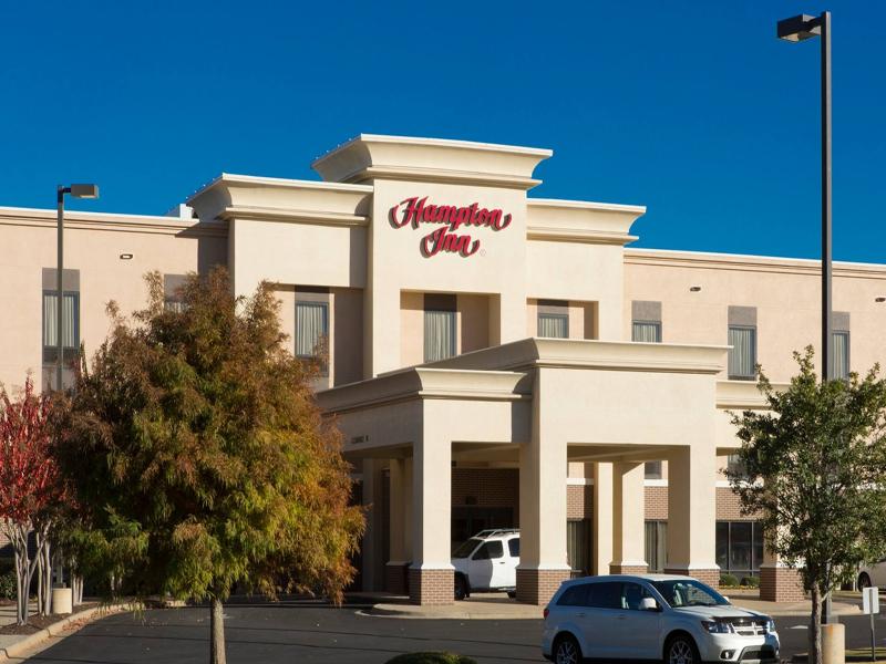Hampton Inn Troy image