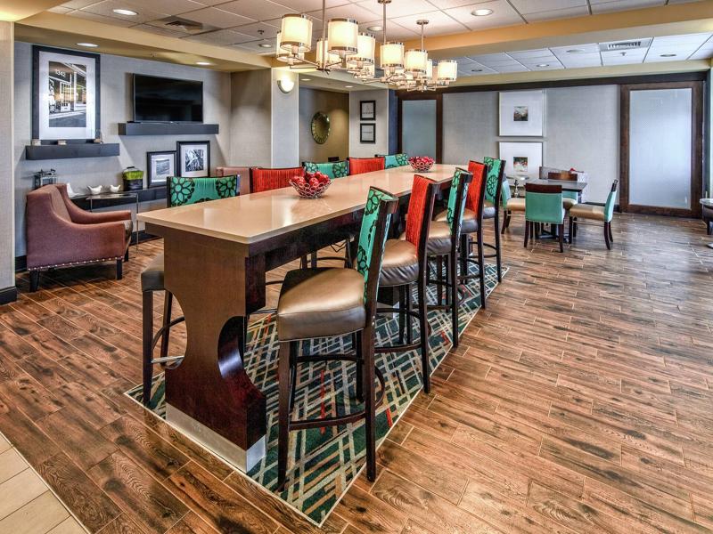 Hampton Inn Troy image 1
