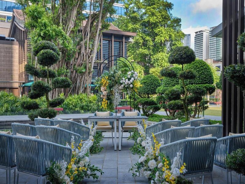 Aloft Singapore Novena image