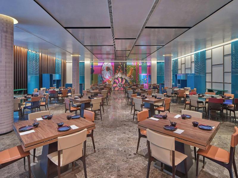 Aloft Singapore Novena image