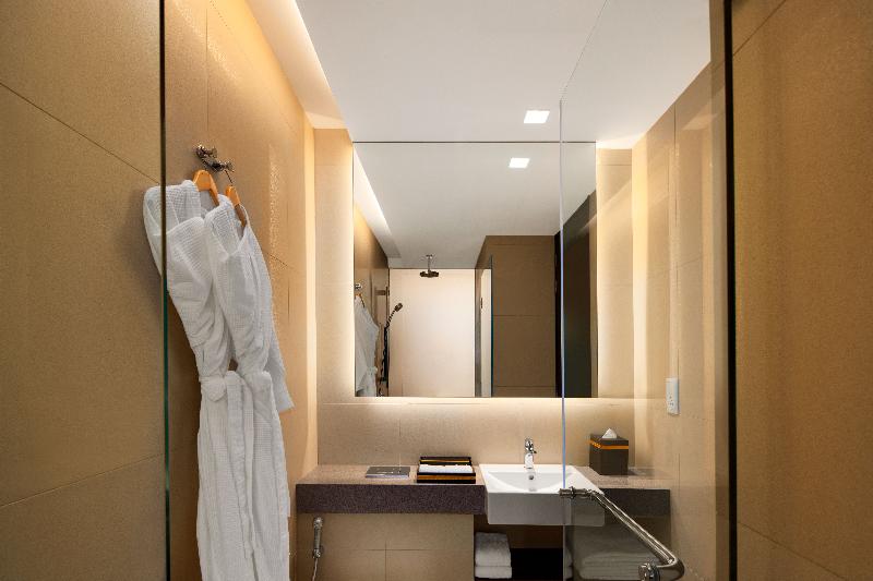 Aloft Singapore Novena image