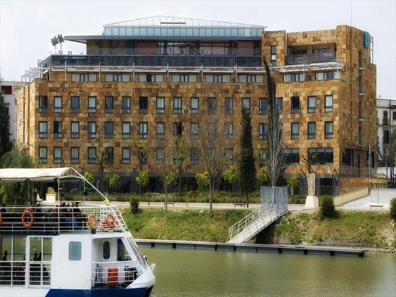 Ribera de Triana Hotel image
