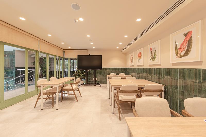 Ribera de Triana Hotel image